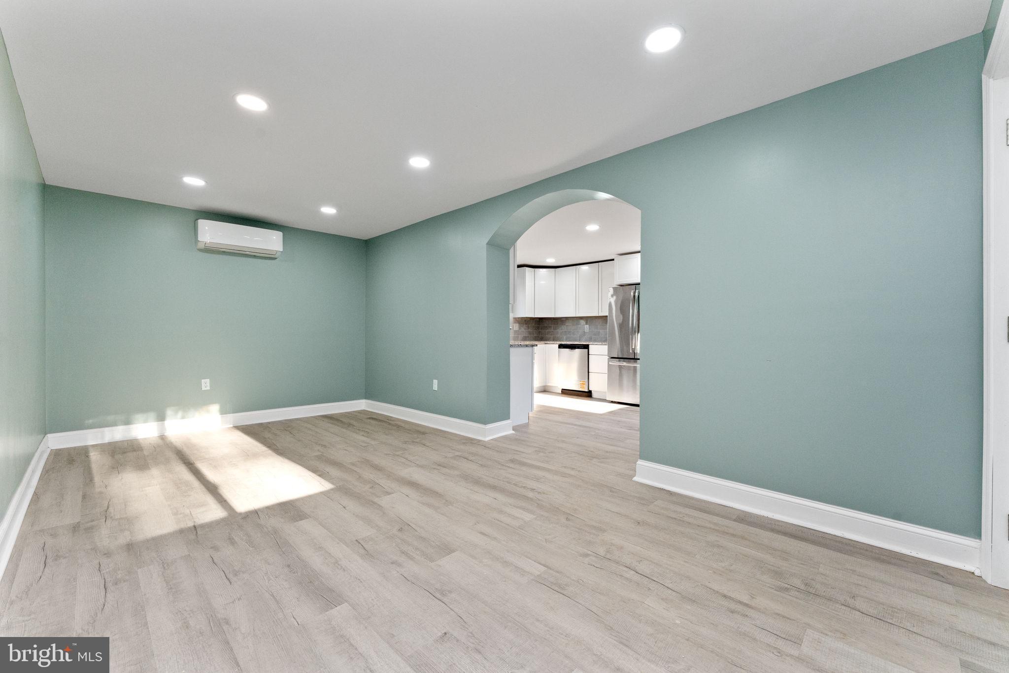 2126 Needhammer Road Pottstown, PA 19464 - Photo 14 of 27 Dining Room