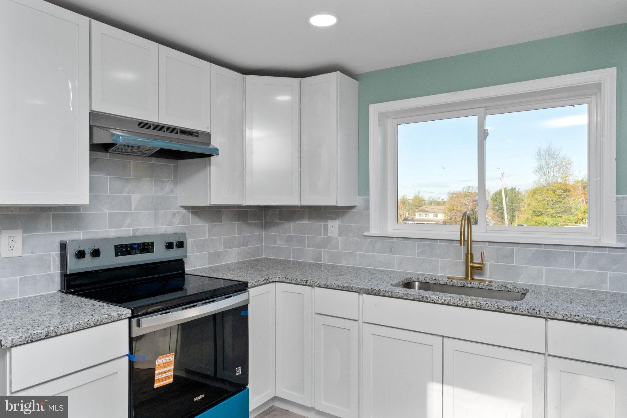 2126 Needhammer Road Pottstown, PA 19464 - Photo 5 of 27 Kitchen