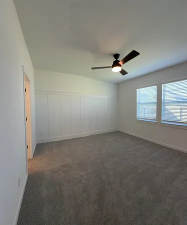 $2,599 | 4819 Legends Bay Drive, Baytown, TX 77523