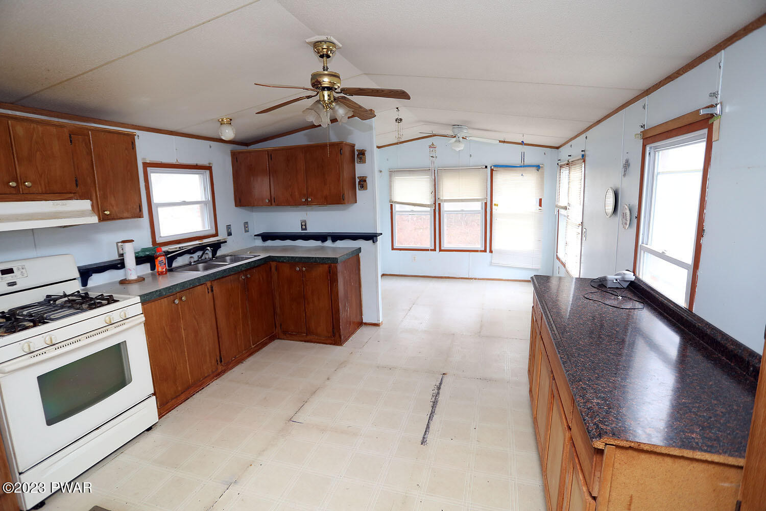 27 Smith Road Equinunk, PA 18417 - Photo 6 of 22 Kitchen