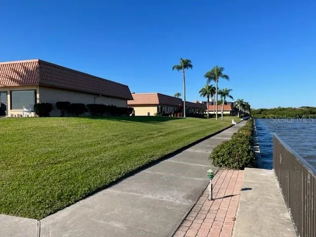 $1,800 | 19029 US Highway 19 North, Unit 28D, Clearwater, FL 33764