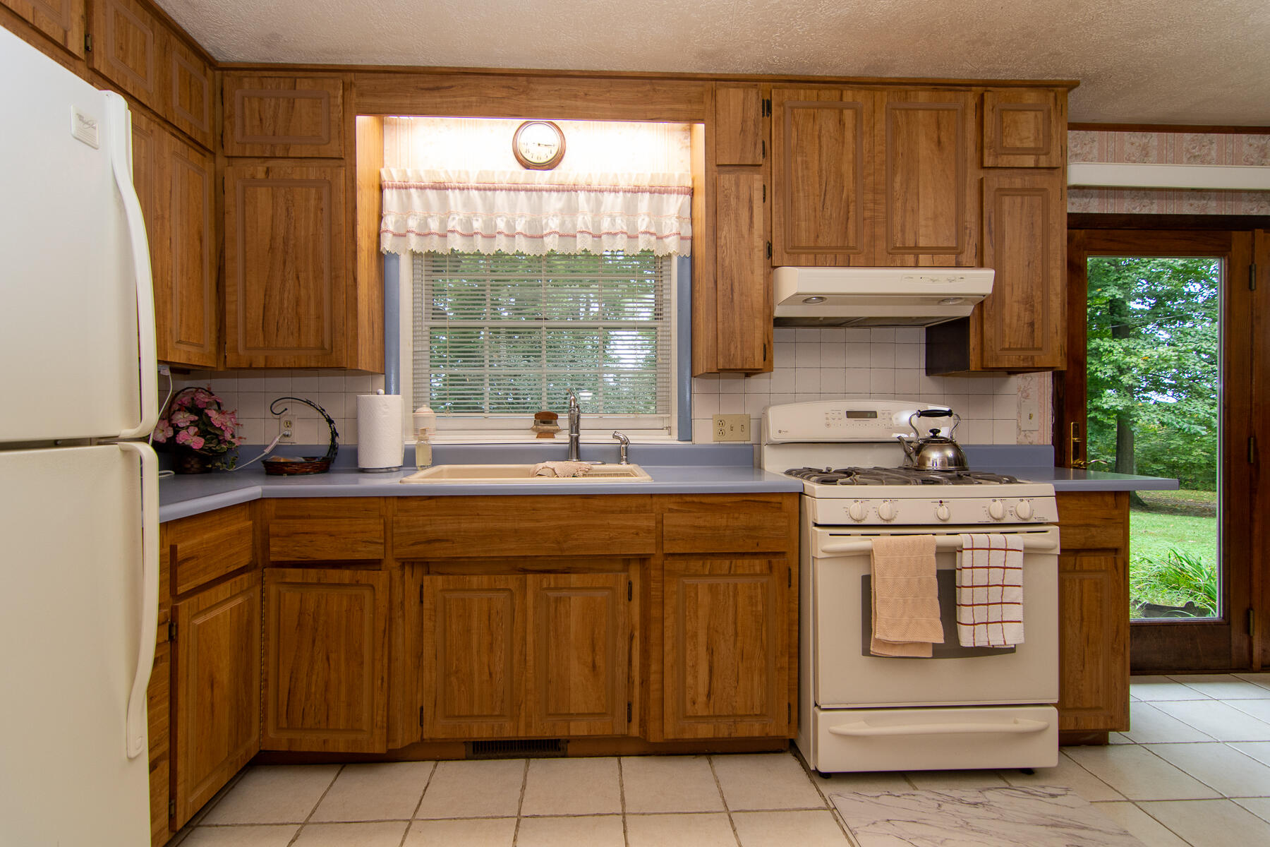 51691 County Line Road Dowagiac, MI 49047 - Photo 8 of 22 County Line Rd-12