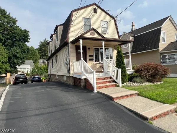 $1,800 | 36 Central Avenue, Caldwell, NJ 07006