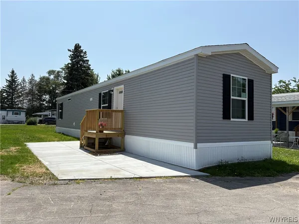 $79,900 | 9170 Sheridan Drive, Clarence, NY 14031