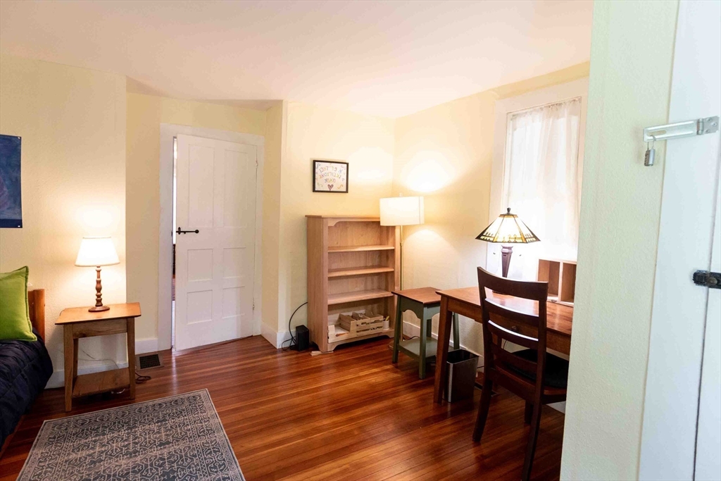 2 Old Sunderland Road Montague, MA 01351 - Photo 9 of 35 Gallery Image 9