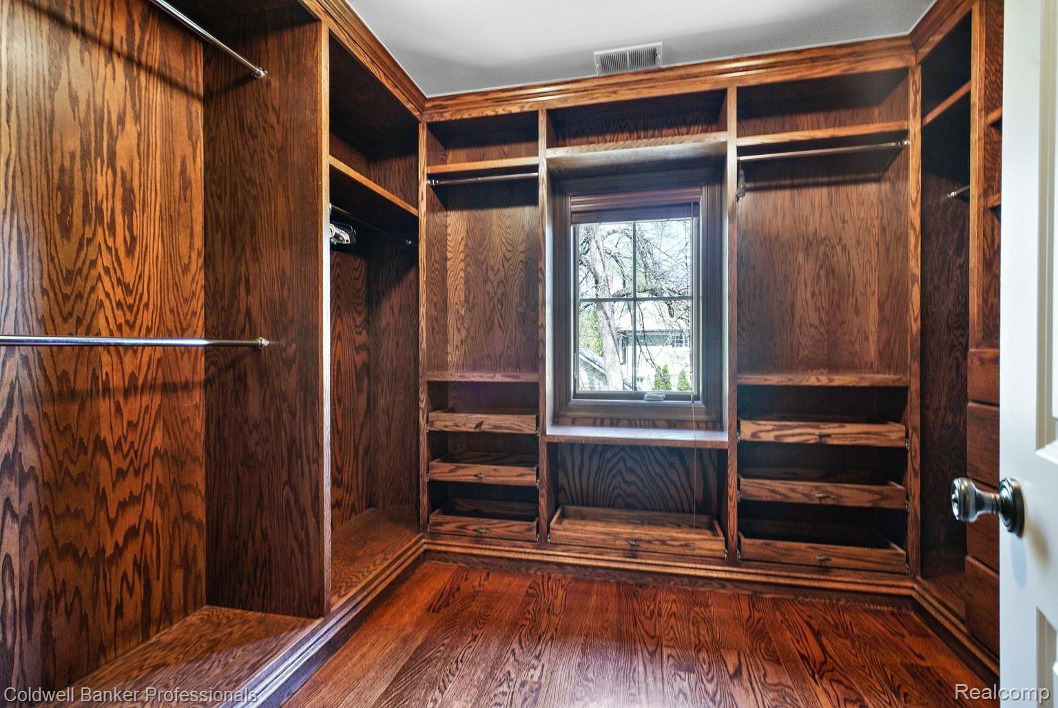 350 Aspen Road Birmingham, MI 48009 - Photo 30 of 60 2nd walk-in closet in Master suite