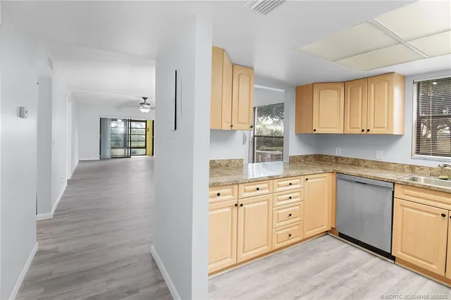 $199,999 | 31 Southwest South River Drive, Unit 106, Stuart, FL 34997