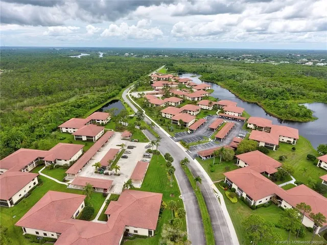 $199,999 | 31 Southwest South River Drive, Unit 106, Stuart, FL 34997