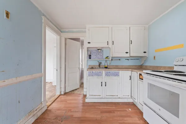 $199,900 | 9 Jefferson Street, Augusta, ME 04330