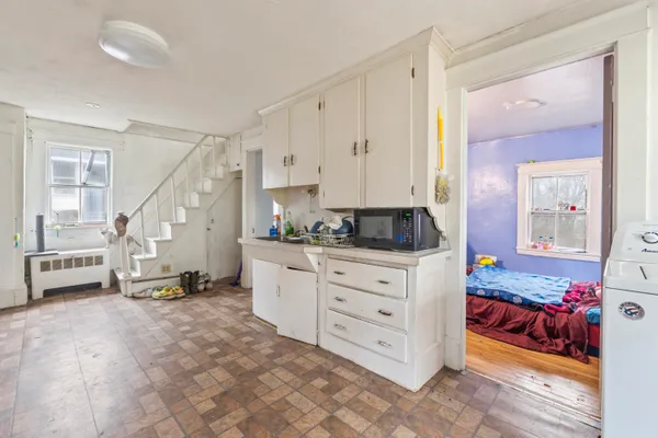 $199,900 | 9 Jefferson Street, Augusta, ME 04330