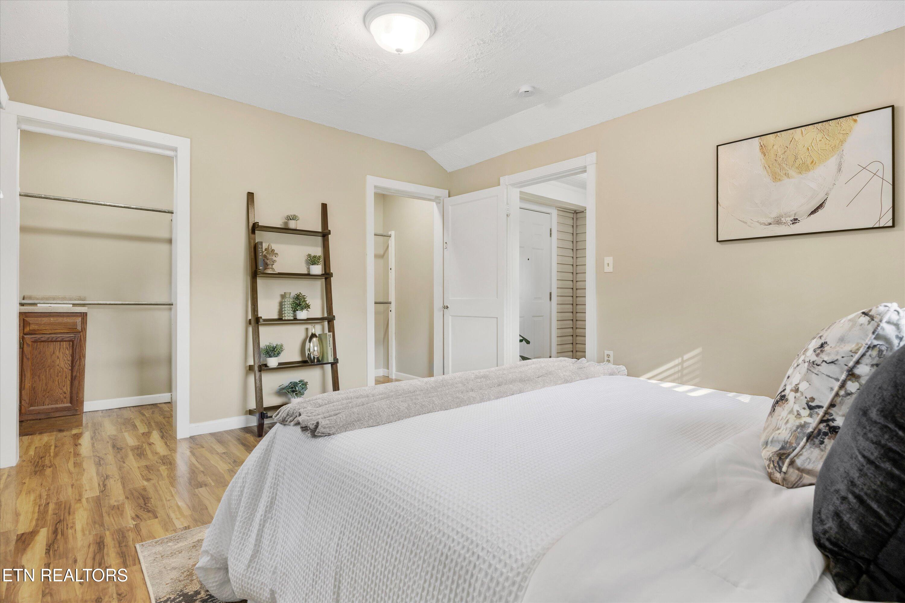 6104 Manchester Road Knoxville, TN 37920 - Photo 18 of 43 21-6104 Manchester Rd 040