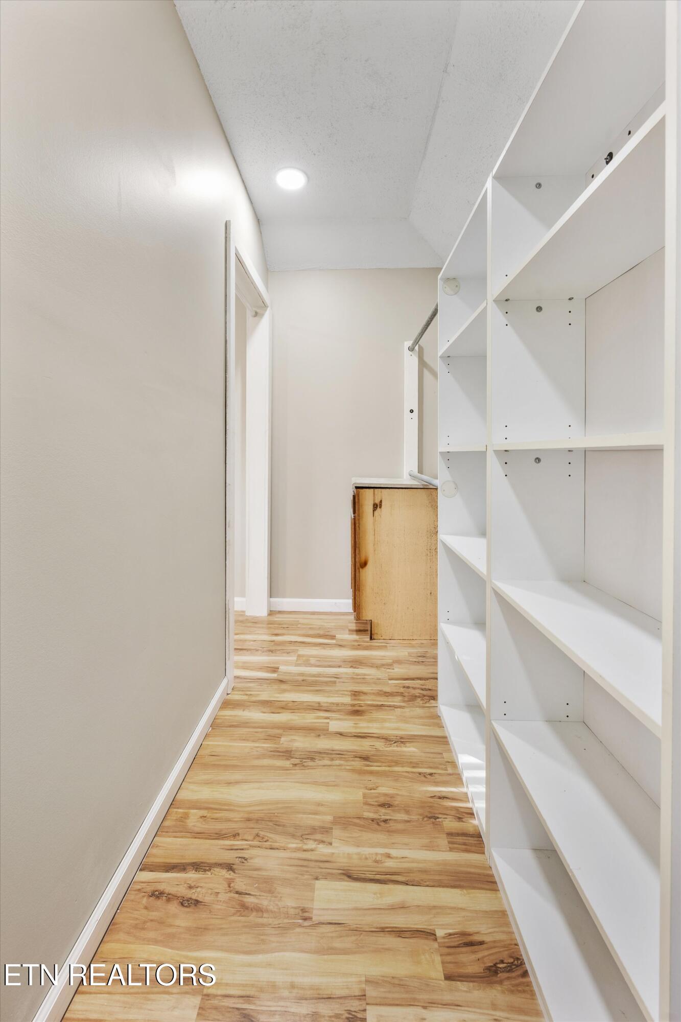 6104 Manchester Road Knoxville, TN 37920 - Photo 20 of 43 22-6104 Manchester Rd 014