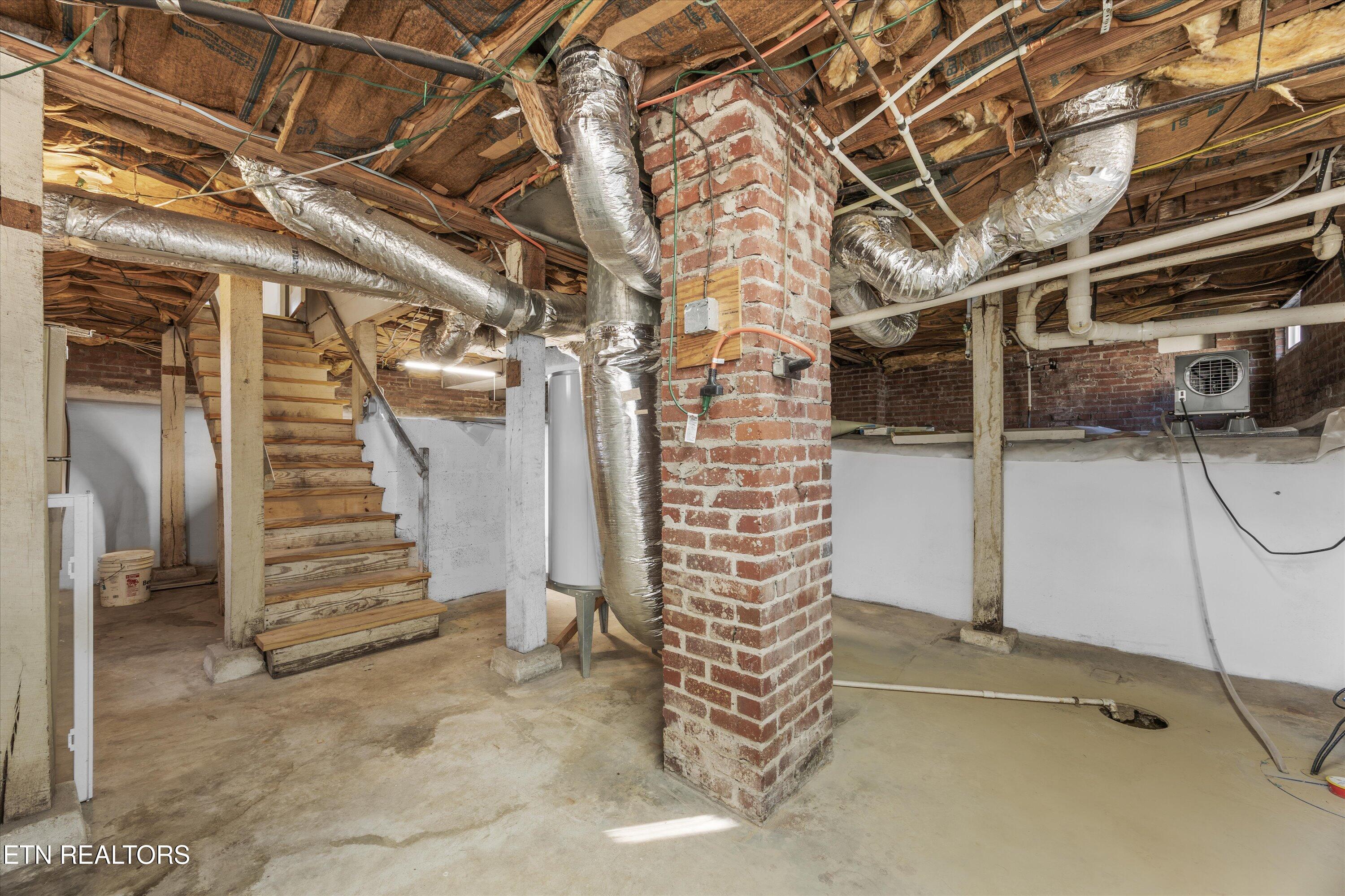 6104 Manchester Road Knoxville, TN 37920 - Photo 37 of 43 28-6104 Manchester Rd 020