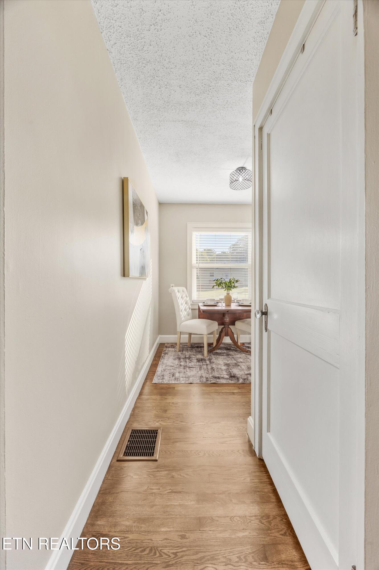 6104 Manchester Road Knoxville, TN 37920 - Photo 7 of 43 13-6104 Manchester Rd 006