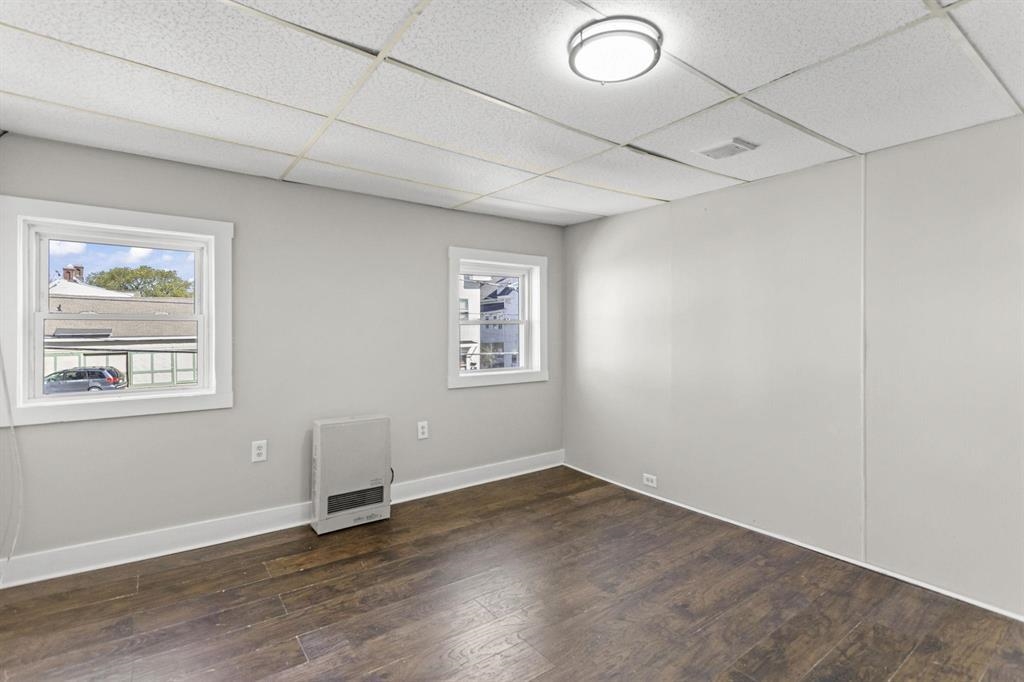 383 Manchester Street Manchester, NH 03103 - Photo 14 of 31