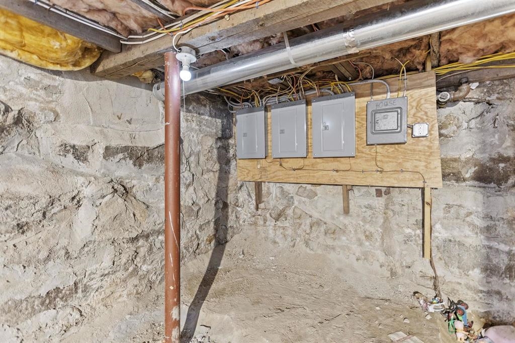 383 Manchester Street Manchester, NH 03103 - Photo 24 of 31