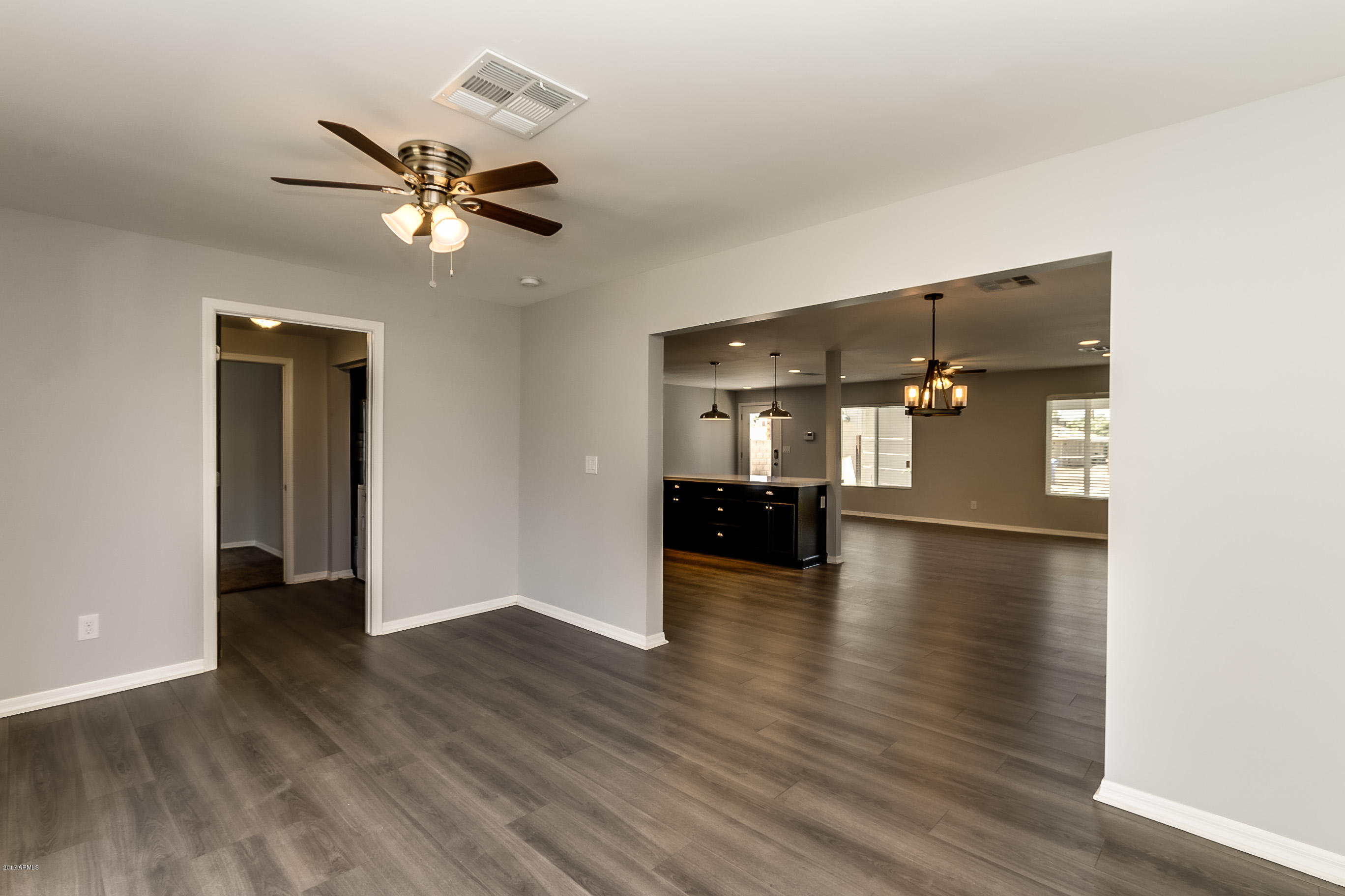1717 East Cheery Lynn Road Phoenix, AZ 85016 - Photo 13 of 25 Cheery Lynn - 026