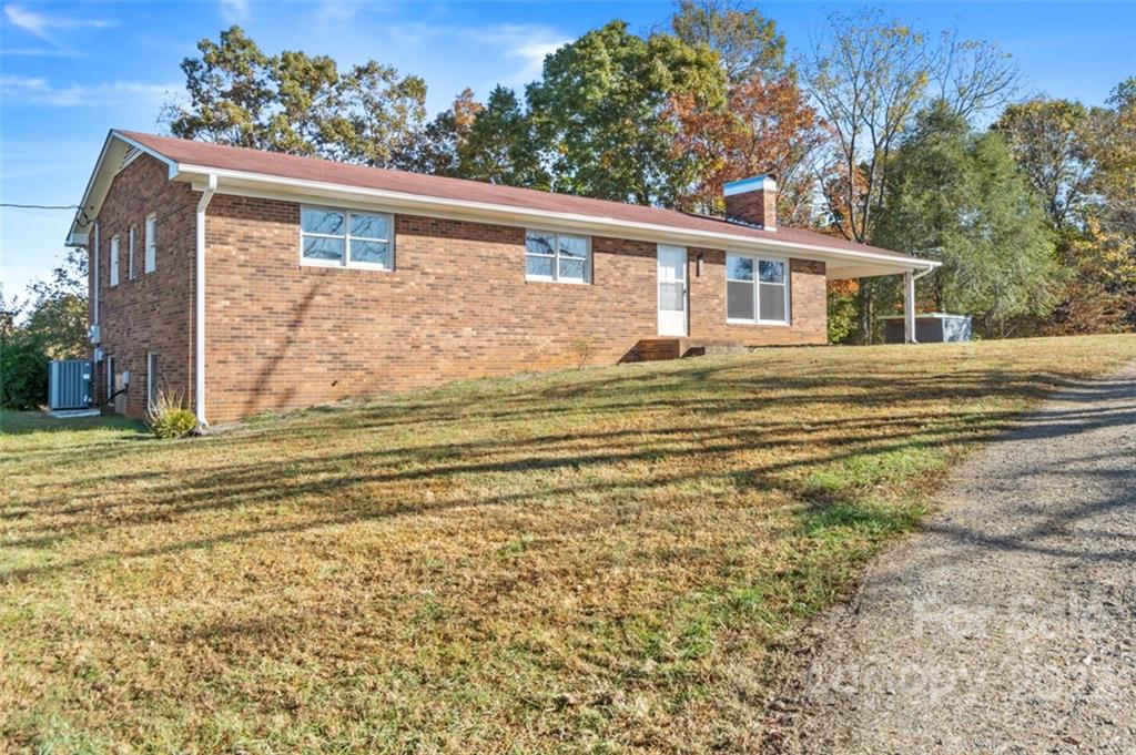801 Powell Bridge Road Harmony, NC 28634 - Photo 2 of 48 Gallery Image 2