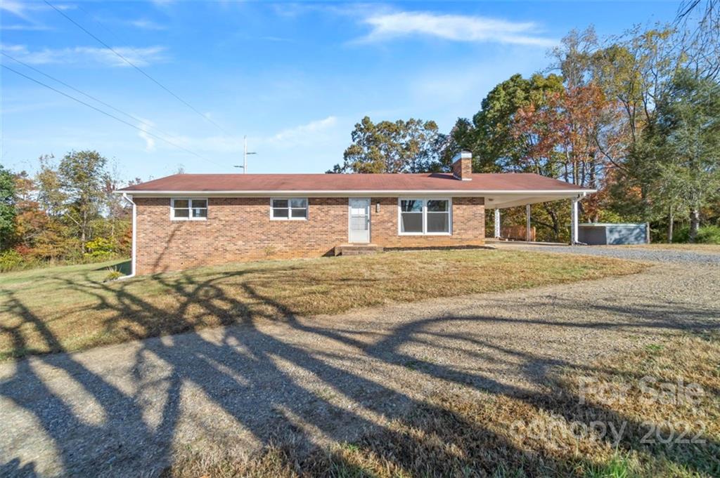 801 Powell Bridge Road Harmony, NC 28634 - Photo 3 of 48 Gallery Image 3
