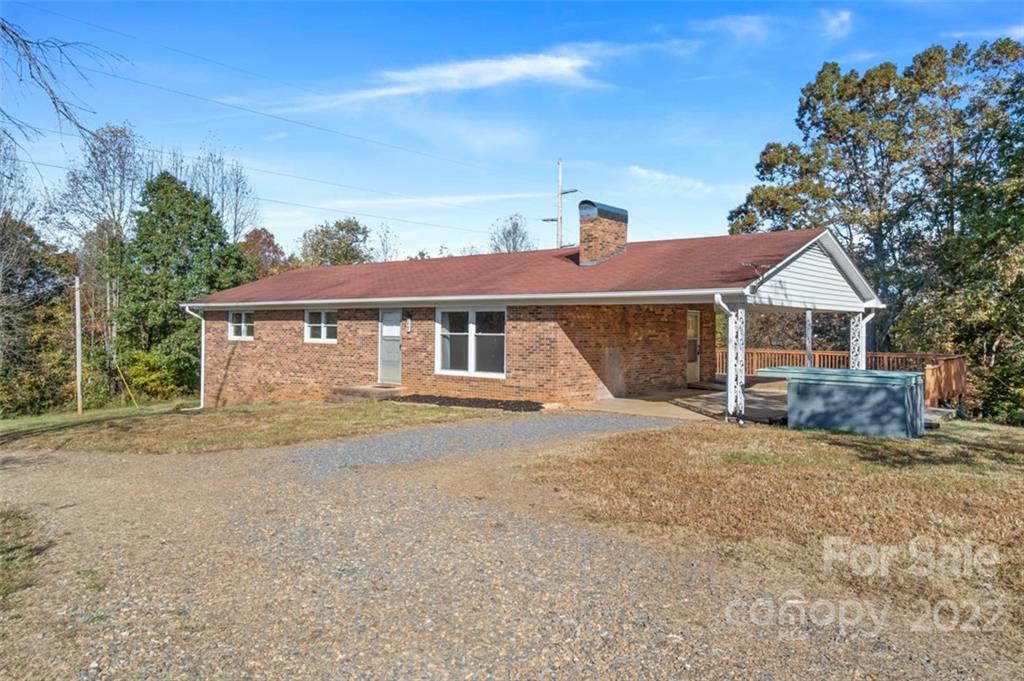 801 Powell Bridge Road Harmony, NC 28634 - Photo 4 of 48 Gallery Image 4