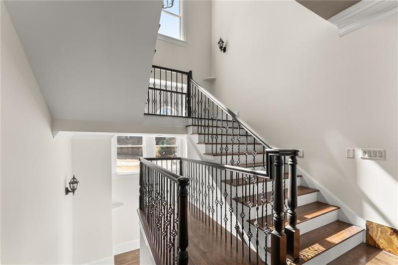 10 Club Court Alpharetta, GA 30005 - Photo 34 of 107 a view of entryway with wooden floor