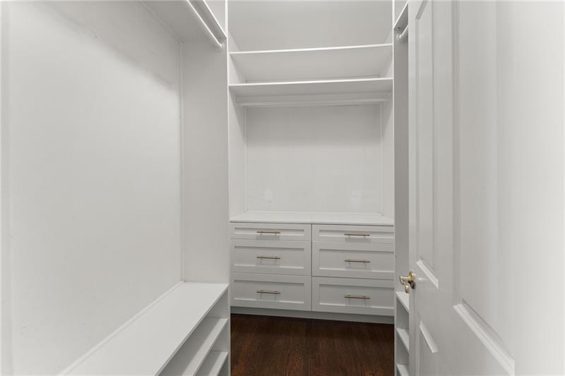 10 Club Court Alpharetta, GA 30005 - Photo 70 of 107 a view of an empty walk in closet