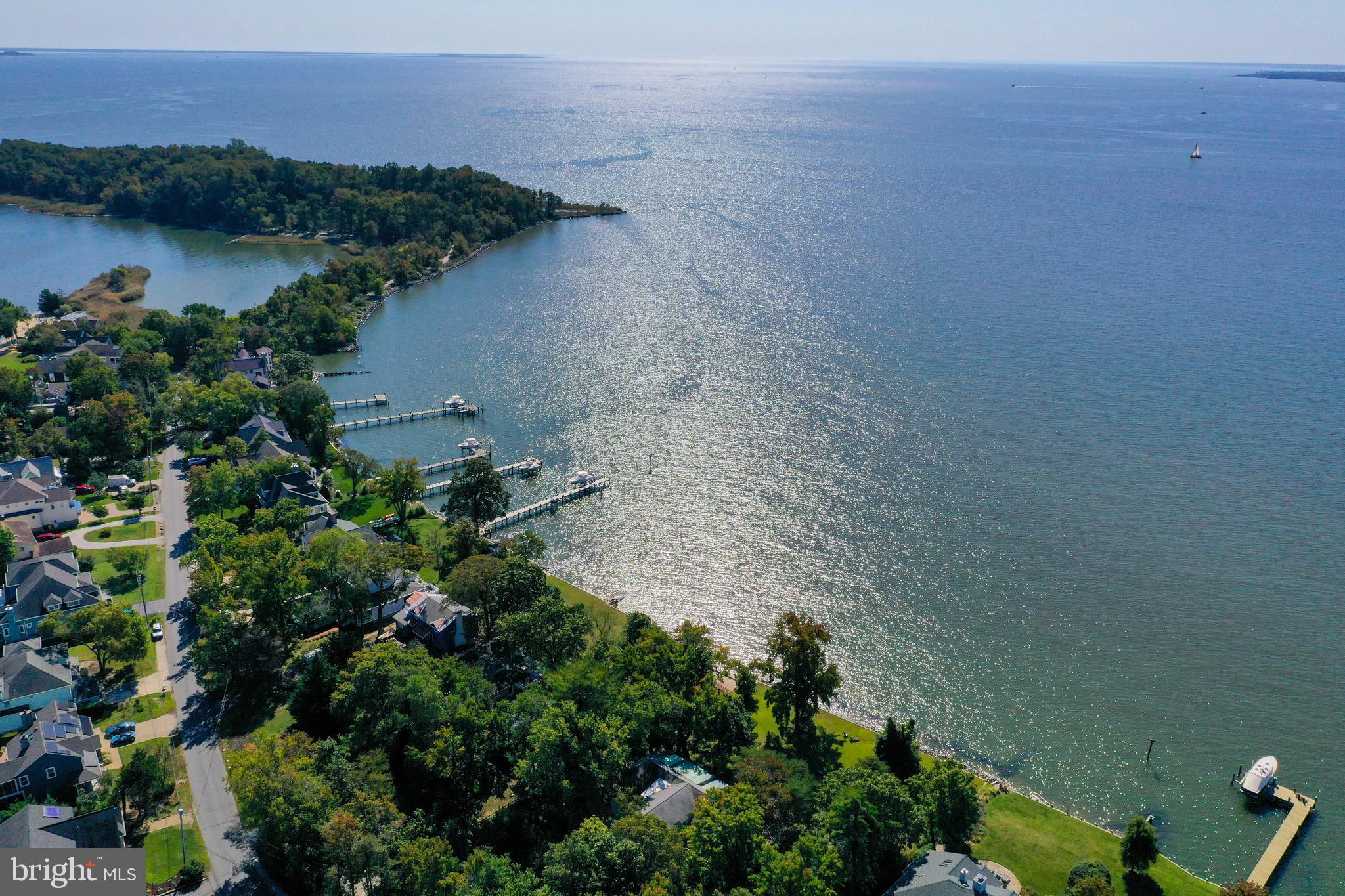 3736 Thomas Point Road Annapolis, MD 21403 - Photo 38 of 49 Oakwood Road leading into Thomas Point Park