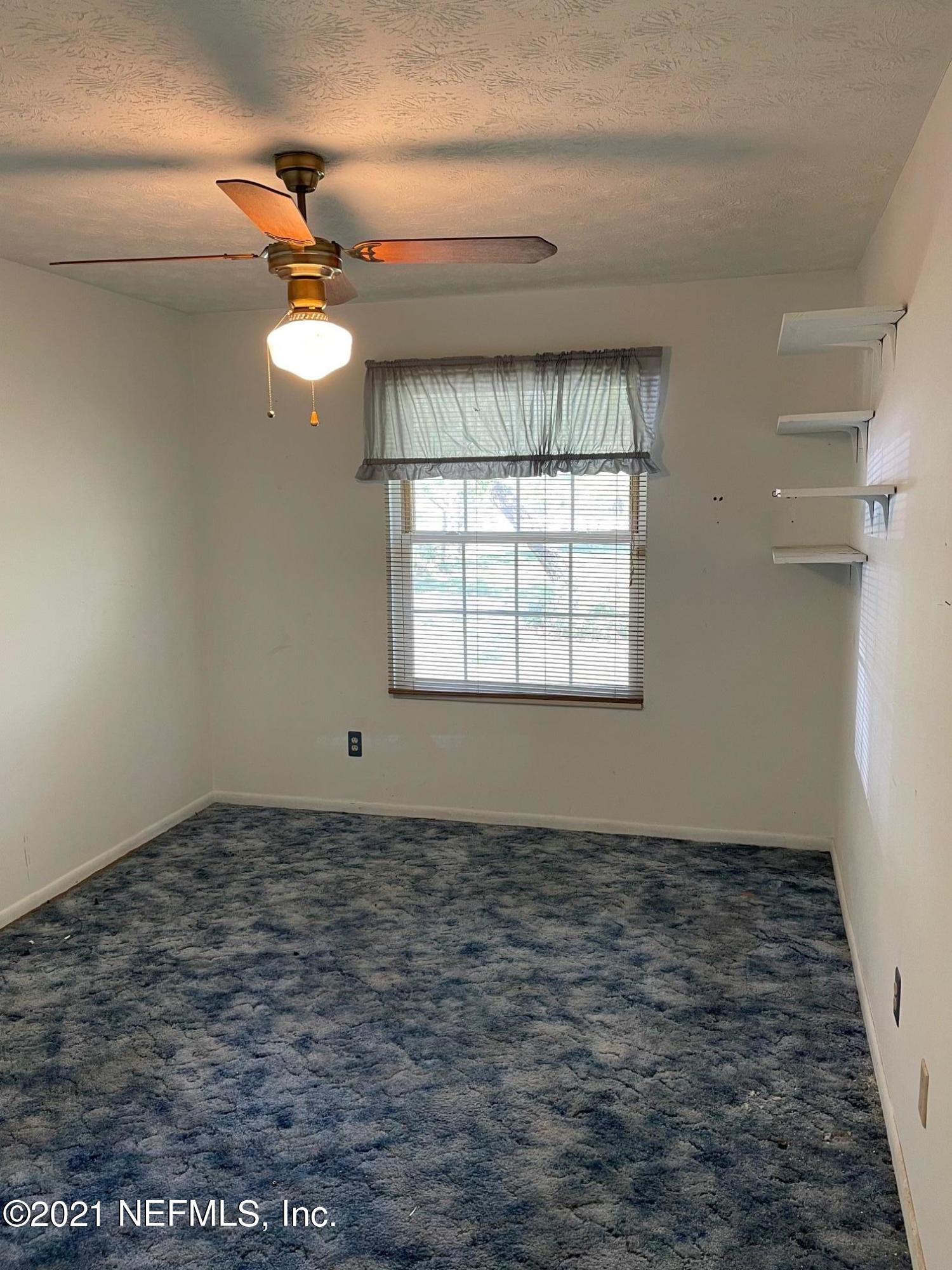 335 Wesley Road Green Cove Springs, FL 32043 - Photo 15 of 39 Bedroom 1