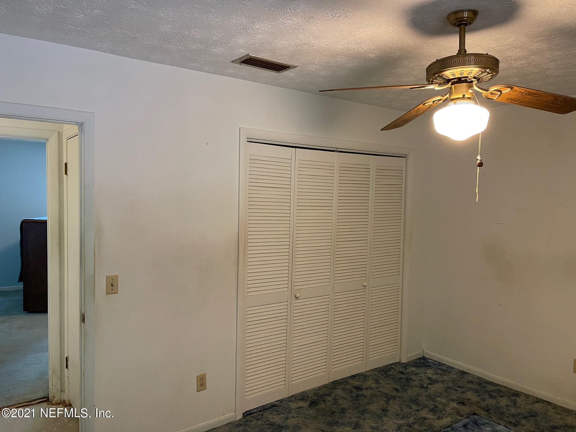 335 Wesley Road Green Cove Springs, FL 32043 - Photo 17 of 39 Master Bedroom