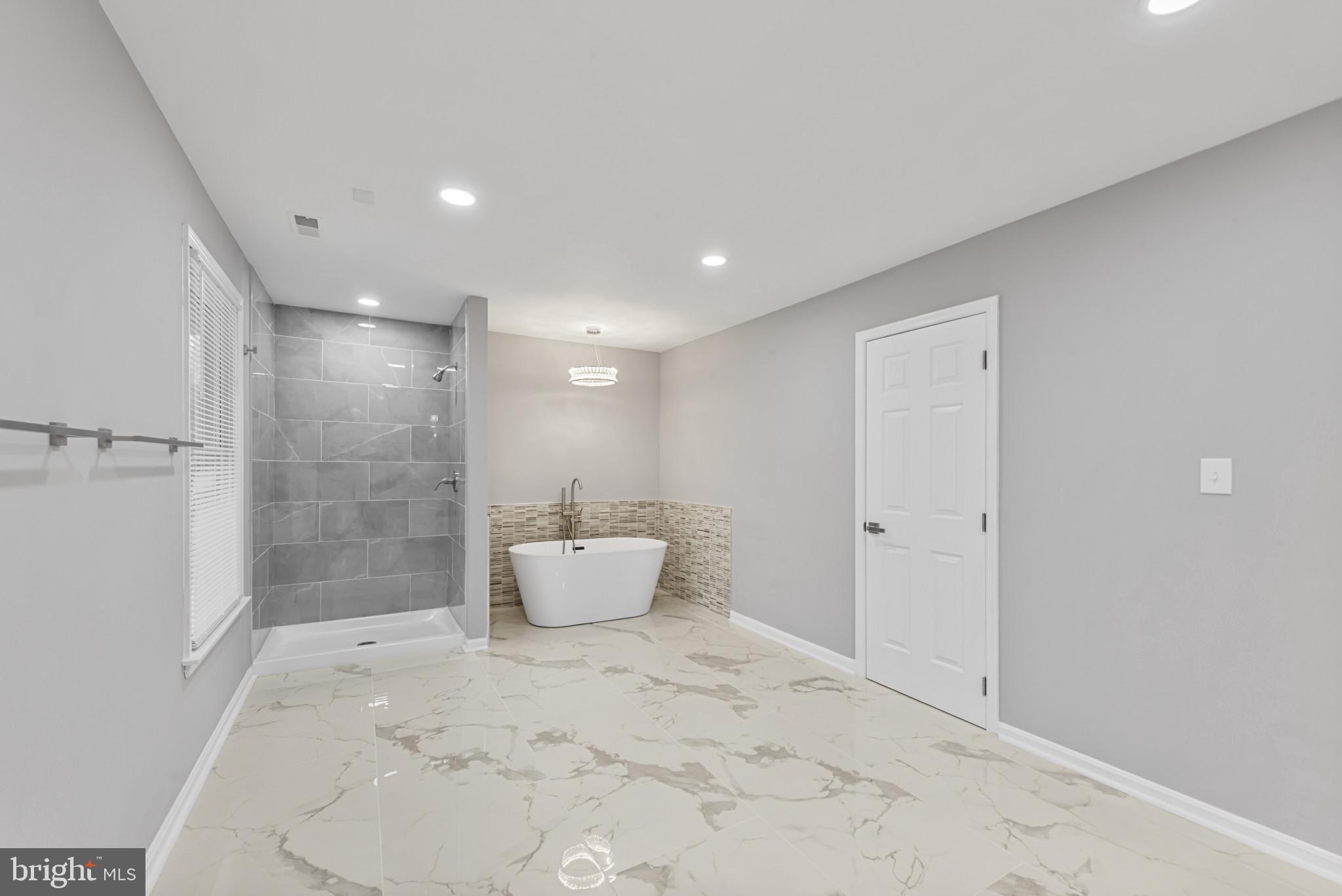 1234 Bush Road Abingdon, MD 21009 - Photo 28 of 38 Owner's Bath