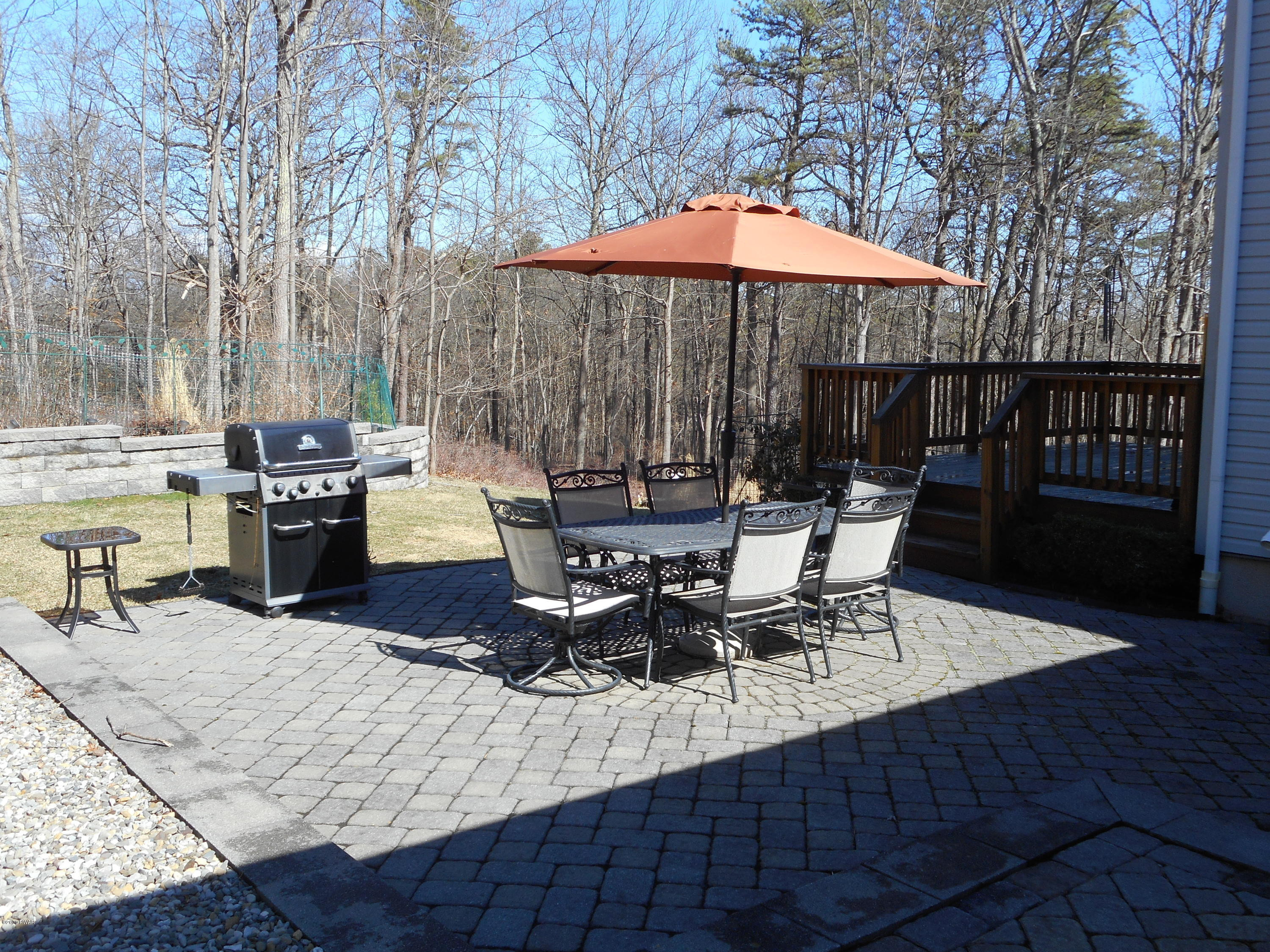 104 Springbrook Court Shohola, PA 18458 - Photo 8 of 30