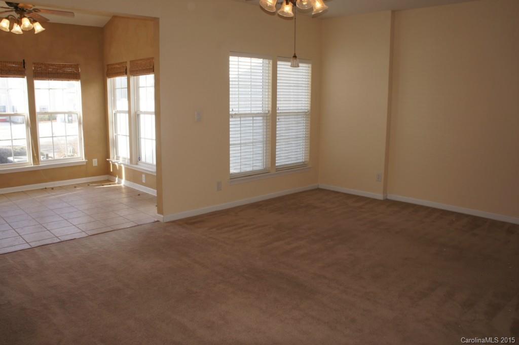 4972 Prosperity Ridge Road, Unit 4972 Charlotte, NC 28269 - Photo 6 of 13 Gallery Image 6