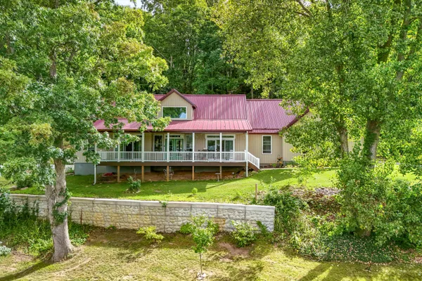$879,900 | 5211 Long Lake Road, Reading, MI 49274