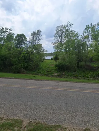 $879,900 | 5211 Long Lake Road, Reading, MI 49274
