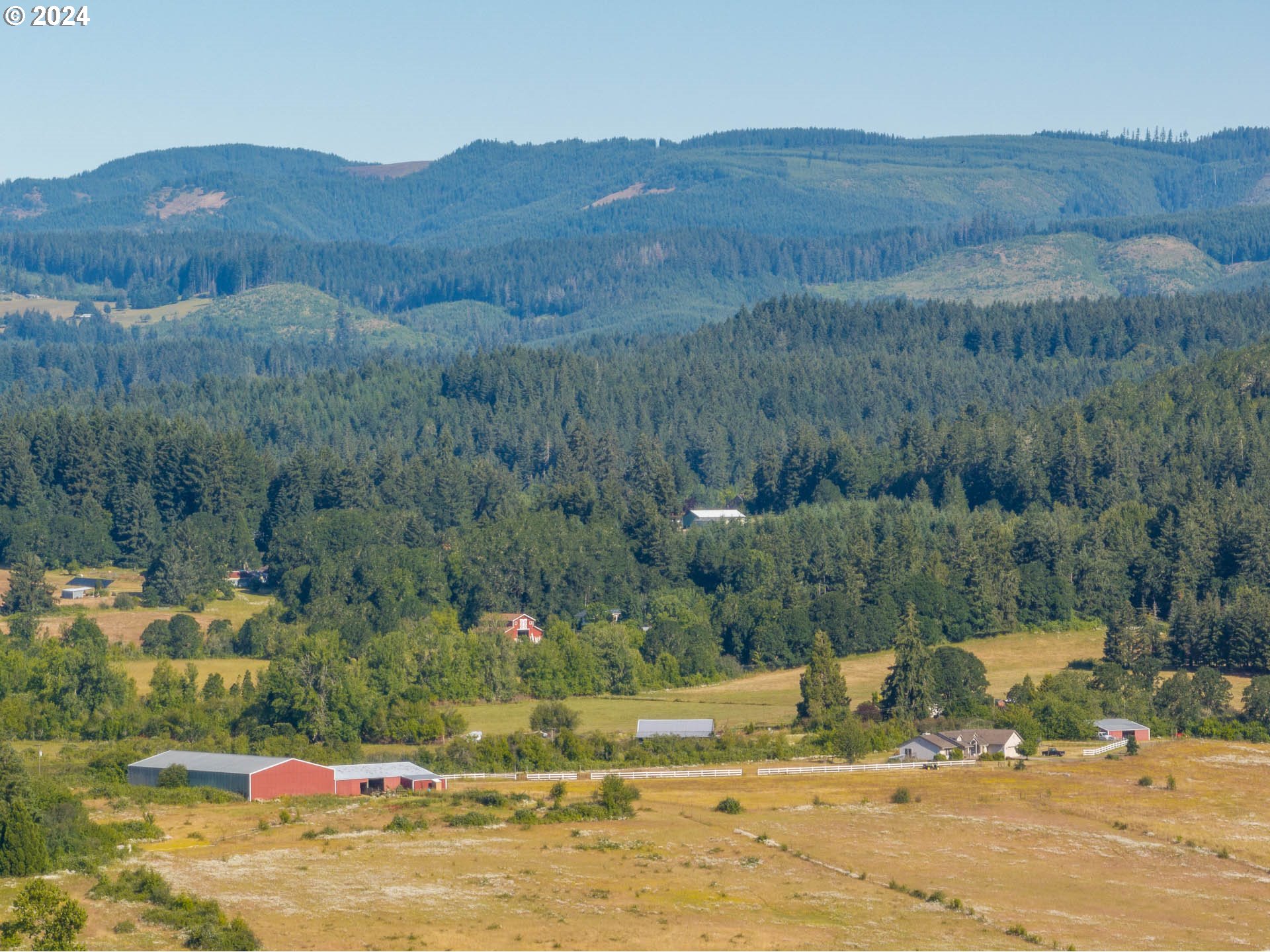 16500 Falls City Road Dallas, OR 97338 - Photo 34 of 36 a view of a mountain with green field