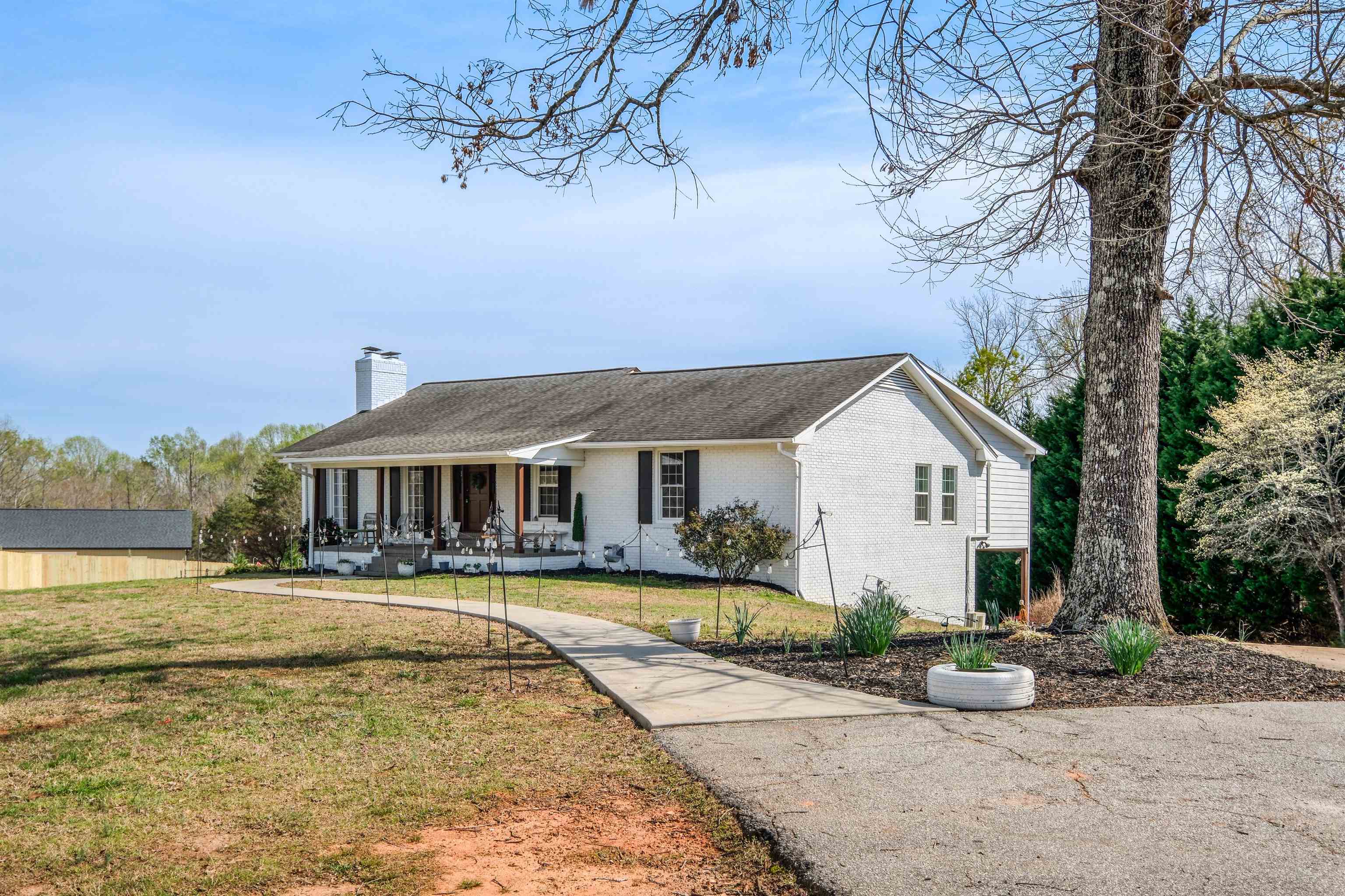 3611 Pennington Road Greer, SC 29651 - Photo 3 of 50