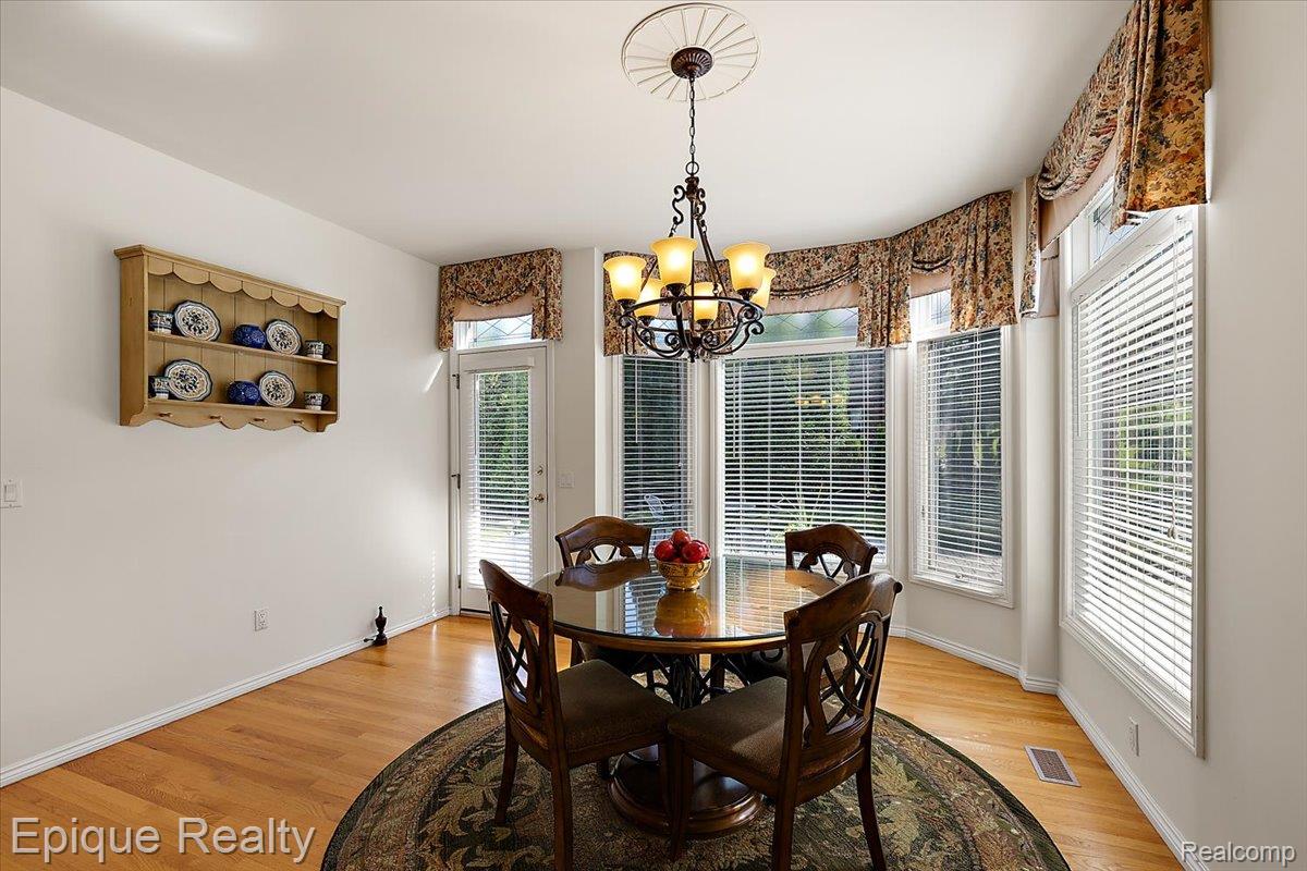 5675 Golf Pointe Drive Clarkston, MI 48348 - Photo 16 of 80 38-5675 Golf Pointe-38.jpg