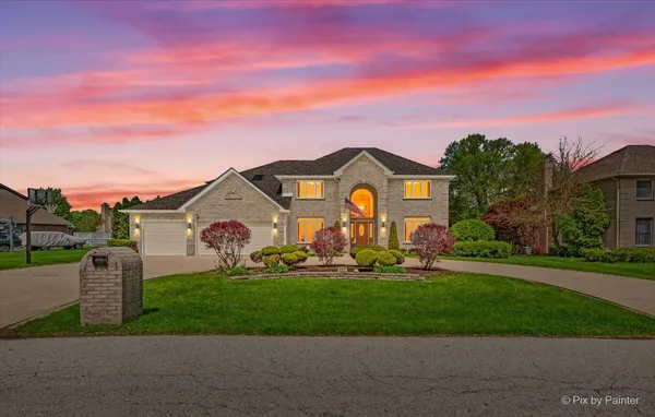 $989,000 | 402 Meadow Ridge Lane, Prospect Heights, IL 60070