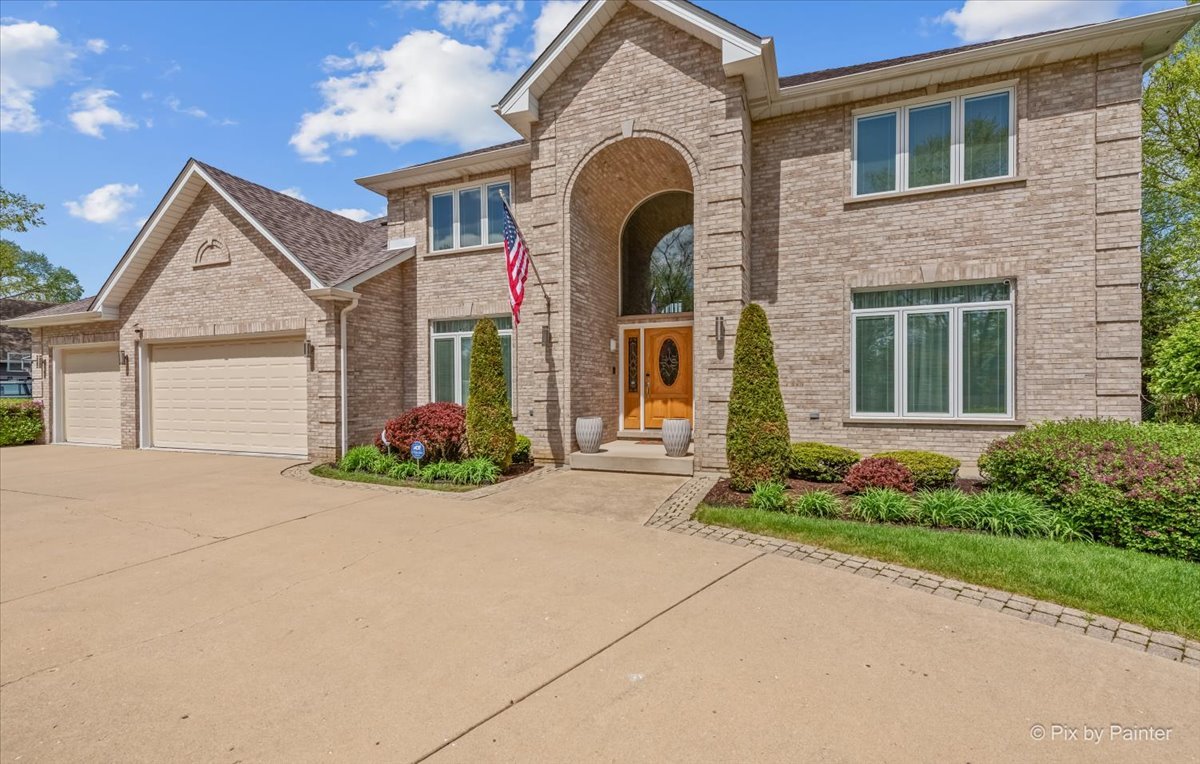 402 Meadow Ridge Lane Prospect Heights, IL 60070 - Photo 2 of 54