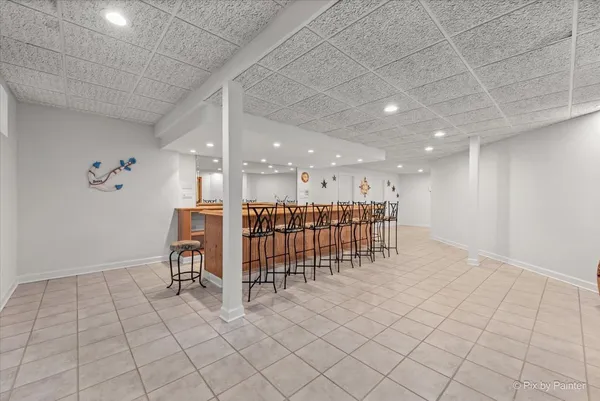 $989,000 | 402 Meadow Ridge Lane, Prospect Heights, IL 60070