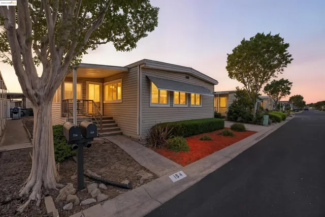 $175,888 | 154 Santa Teresa, San Leandro, CA 94579