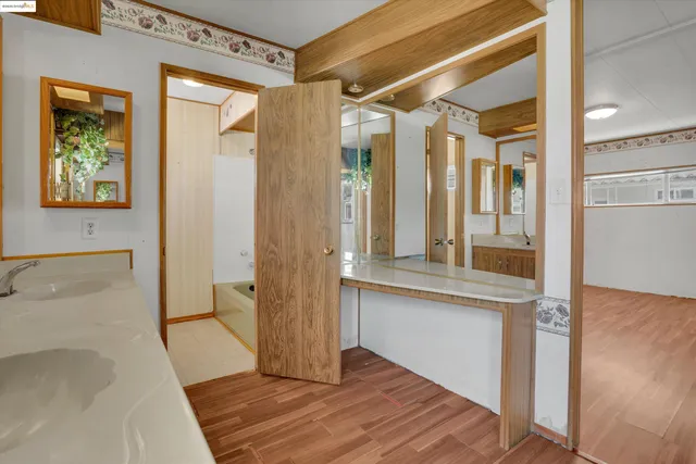 $175,888 | 154 Santa Teresa, San Leandro, CA 94579