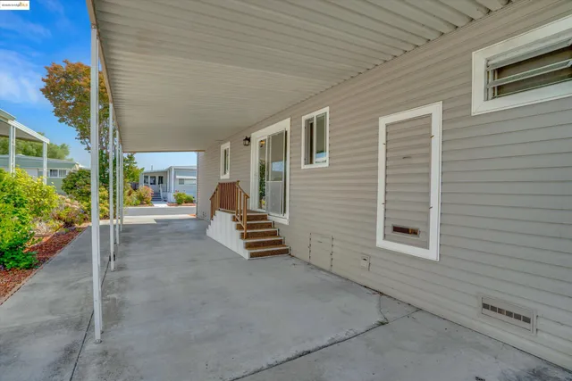 $175,888 | 154 Santa Teresa, San Leandro, CA 94579