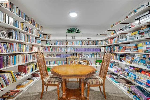 $175,888 | 154 Santa Teresa, San Leandro, CA 94579