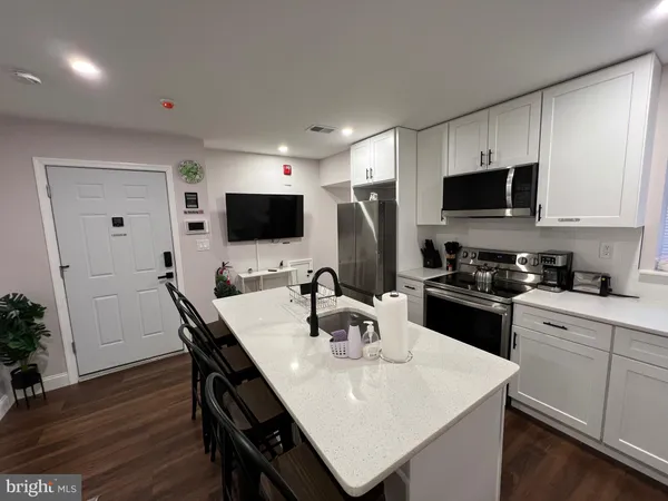 $2,000 | 1985 North 63rd Street, Unit 3, Philadelphia, PA 19151