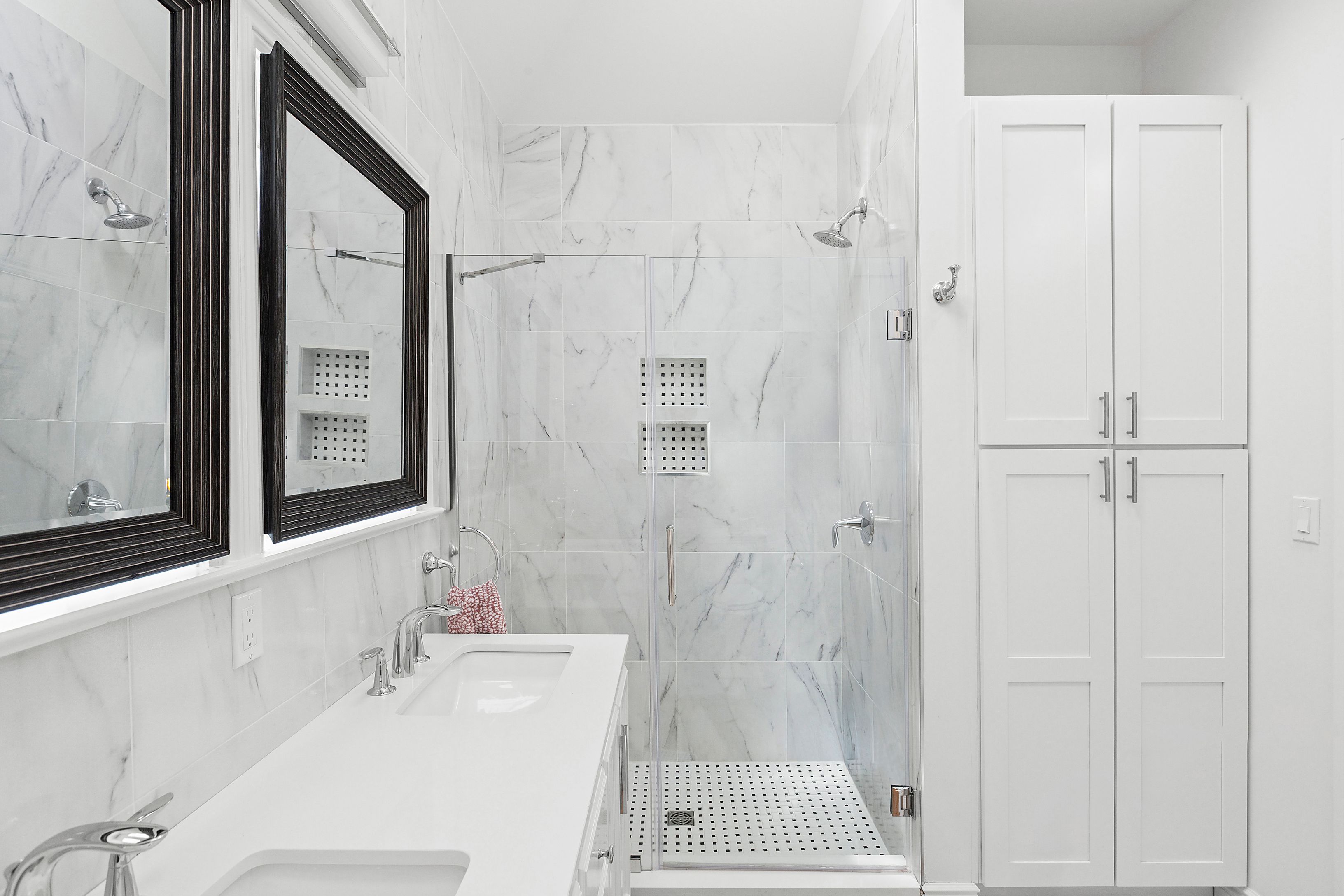 141 Middle Pond Road Southampton, NY 11968 - Photo 19 of 37