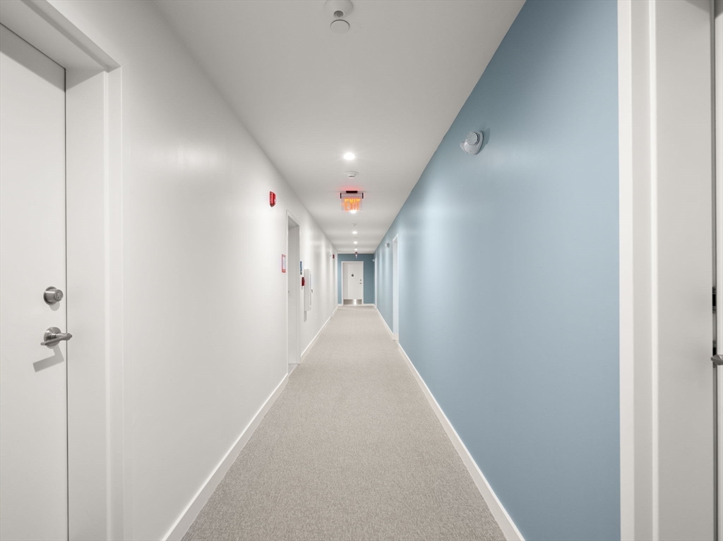 1151 Walnut Street, Unit 406 Newton, MA 02461 - Photo 12 of 32