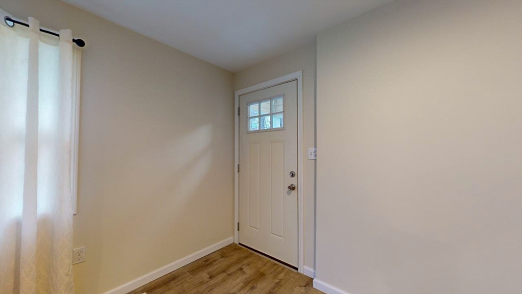 195 Riverton Road Springfield, MA 01109 - Photo 13 of 42 a view of an empty room