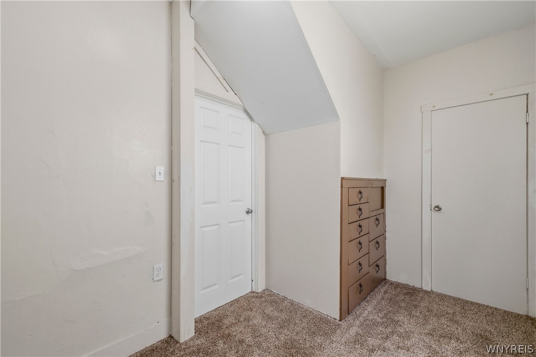 88 Roehrer Avenue Buffalo, NY 14208 - Photo 6 of 20