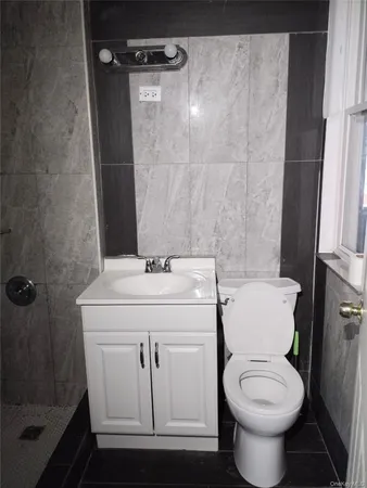 $2,400 | 15 Hoffman Avenue, Unit 2, Poughkeepsie, NY 12603